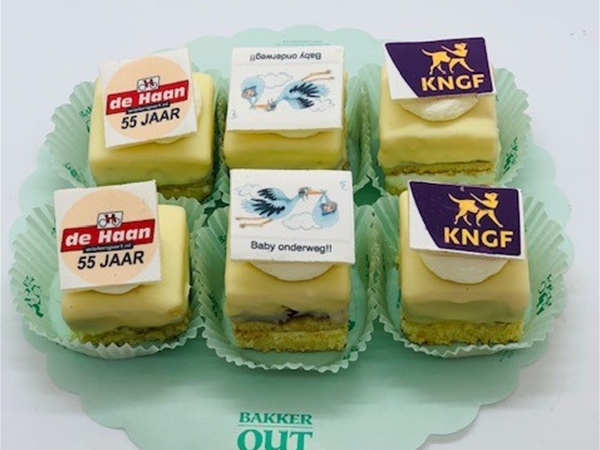 Petit Fours met logo of foto