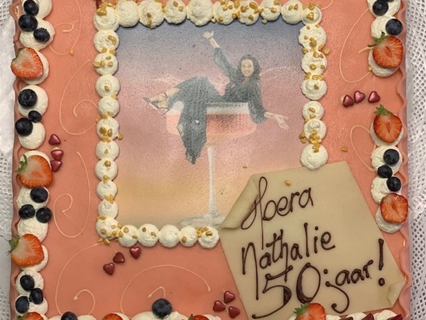 Vierkante Chipolata taart 36 personen